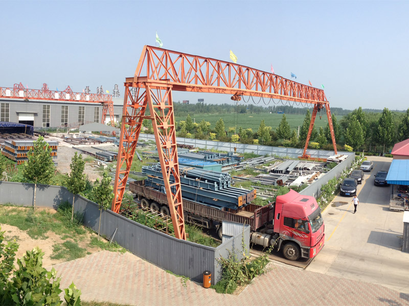 鋼構(gòu)件出庫