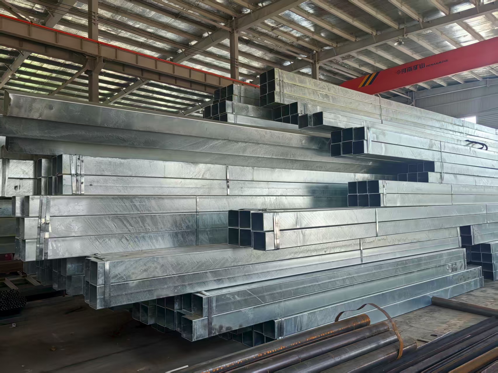 墻檁條、熱鍍鋅方管、衡水鋼構(gòu)加工、方管加工、鋼構(gòu)加工、金鼎鋼構(gòu)13131801767